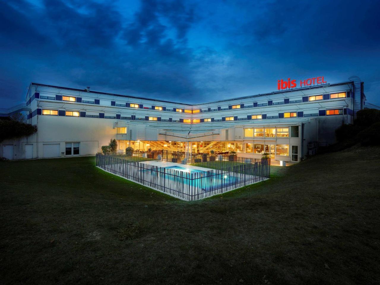 Ibis Site Du Futuroscope Hotel Chasseneuil-du-Poitou Ngoại thất bức ảnh